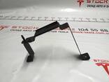 1005103-00-E Batteriehalter Tesla Modell S 1005103-00-E - photo 1