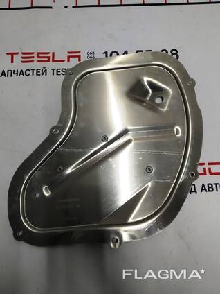 1005855-00-D Vordere rechte Innentürverkleidung (Metall) Tesla Modell S, Modell S REST 103