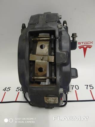 1042639-00-F Bremssattel vorne links (MIT PADS, SCHWARZ) Tesla Modell S, Modell S REST 104