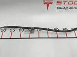 1044721-00-D Bremsschlauch vorne links Tesla Modell 3 1044721-00-D - photo 1