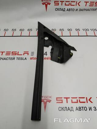 1090502-00-G Fensterdichtung vorne rechts Tesla Modell 3 1090502-00-G