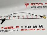 1102750-00-C Antennenfunkfilter hinten links Tesla Modell 1102750-00-C - photo 1