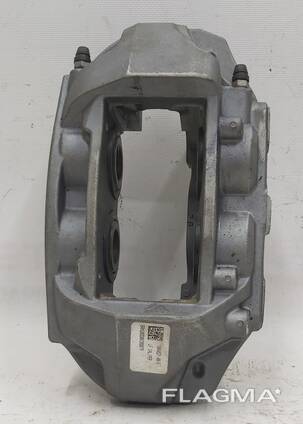 Bremssattel vorne links BASE BREMBO ohne Federbeläge und Stifte Tesla Modell 3 1044621-00-
