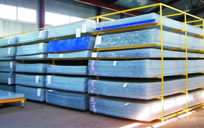Großhandel mit zellularem und monolithischem Polycarbonat vom Hersteller aus Weißrussland