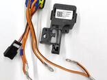 Hochvoltstecker 600V der Hauptbatterie mit Beschädigung des Gehäuses Tesla Model 1091457-0 - photo 1